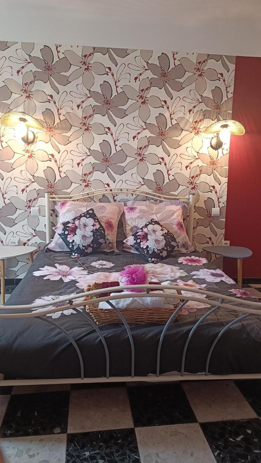 Latour-de-France A L' Estiu Bed & Breakfast エクステリア 写真
